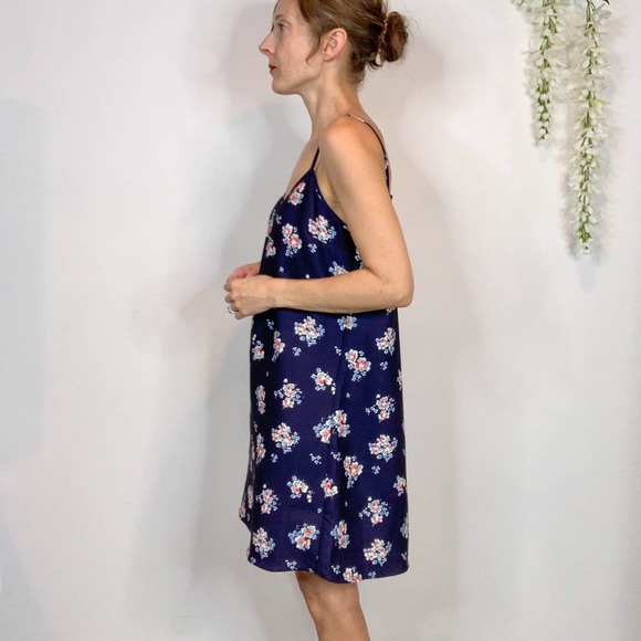LIKELY Kinney slip dress Scattered Garden Floral 90s y2k spaghetti straps navy - Picture 3 of 12